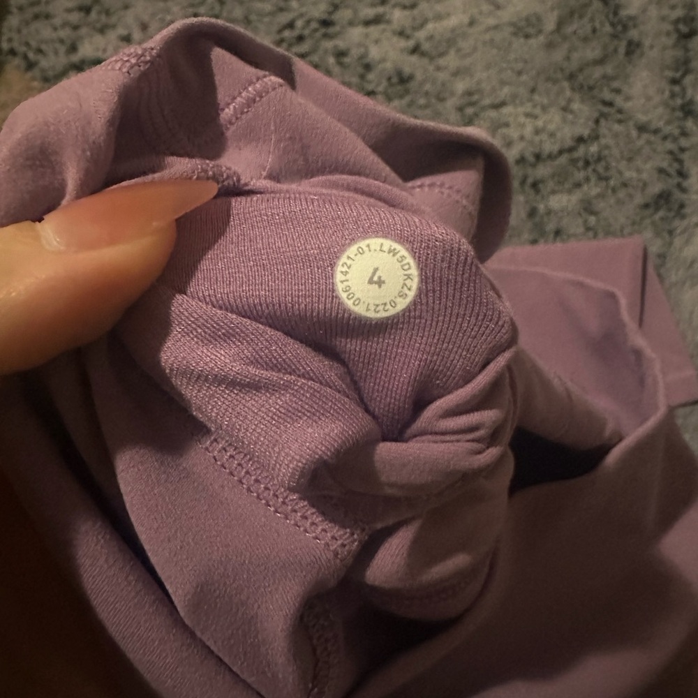 Lululemon align leggings - Picture 2 of 3